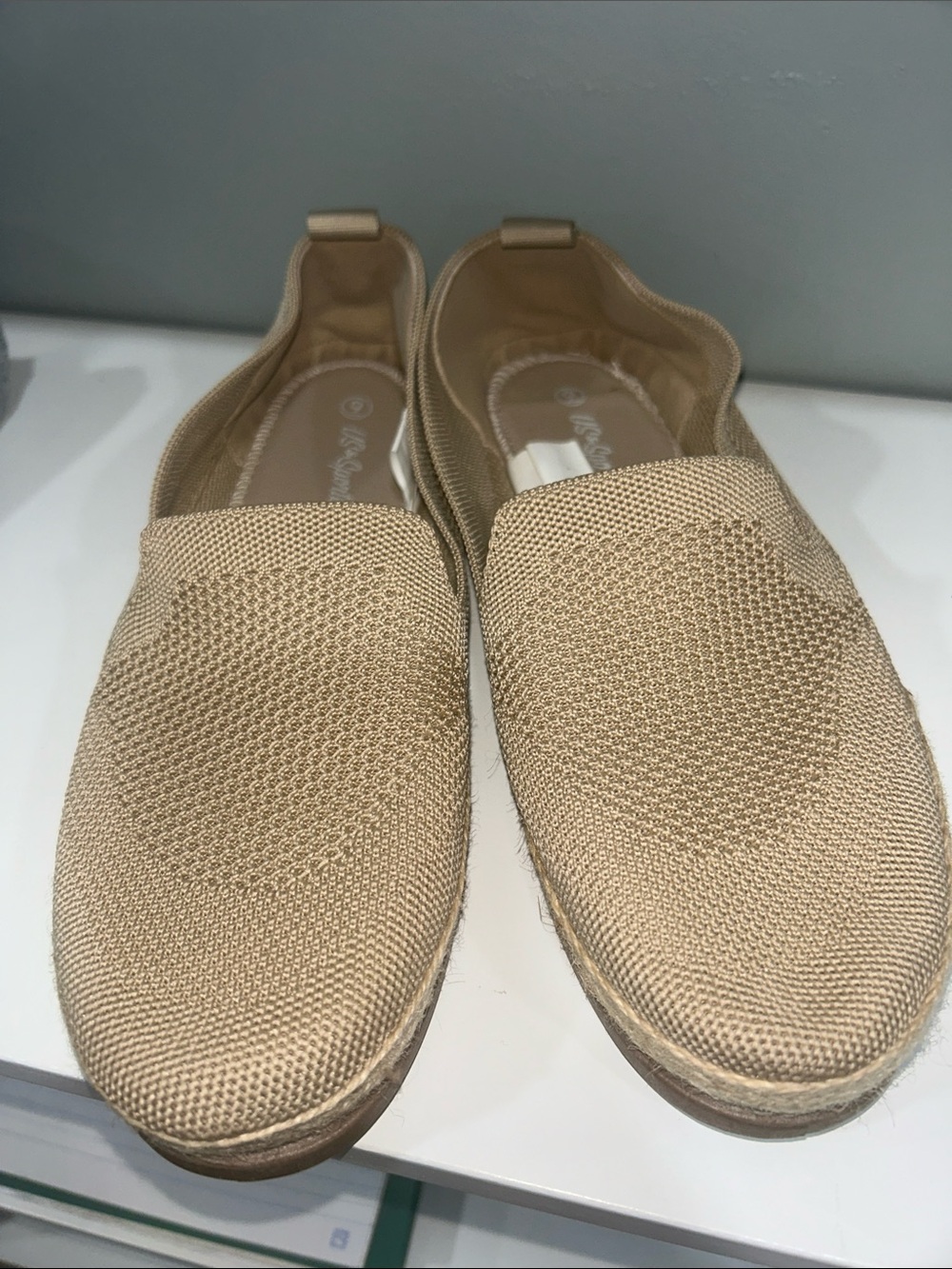 Women's Slip-On Espadrille Loafers in Beige size 9 NWOT